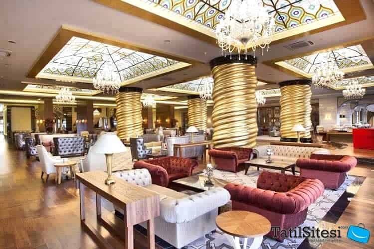 Royal Holiday Palace